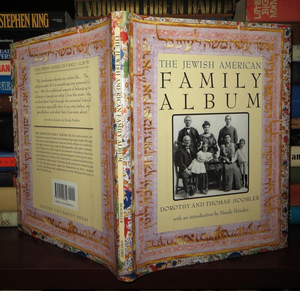 The Jewish American Family Album (American Family Albums),New