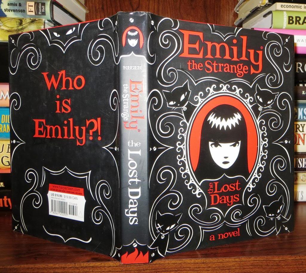 Emily the Strange: The Lost Days (Emily the Strange, 1),Used