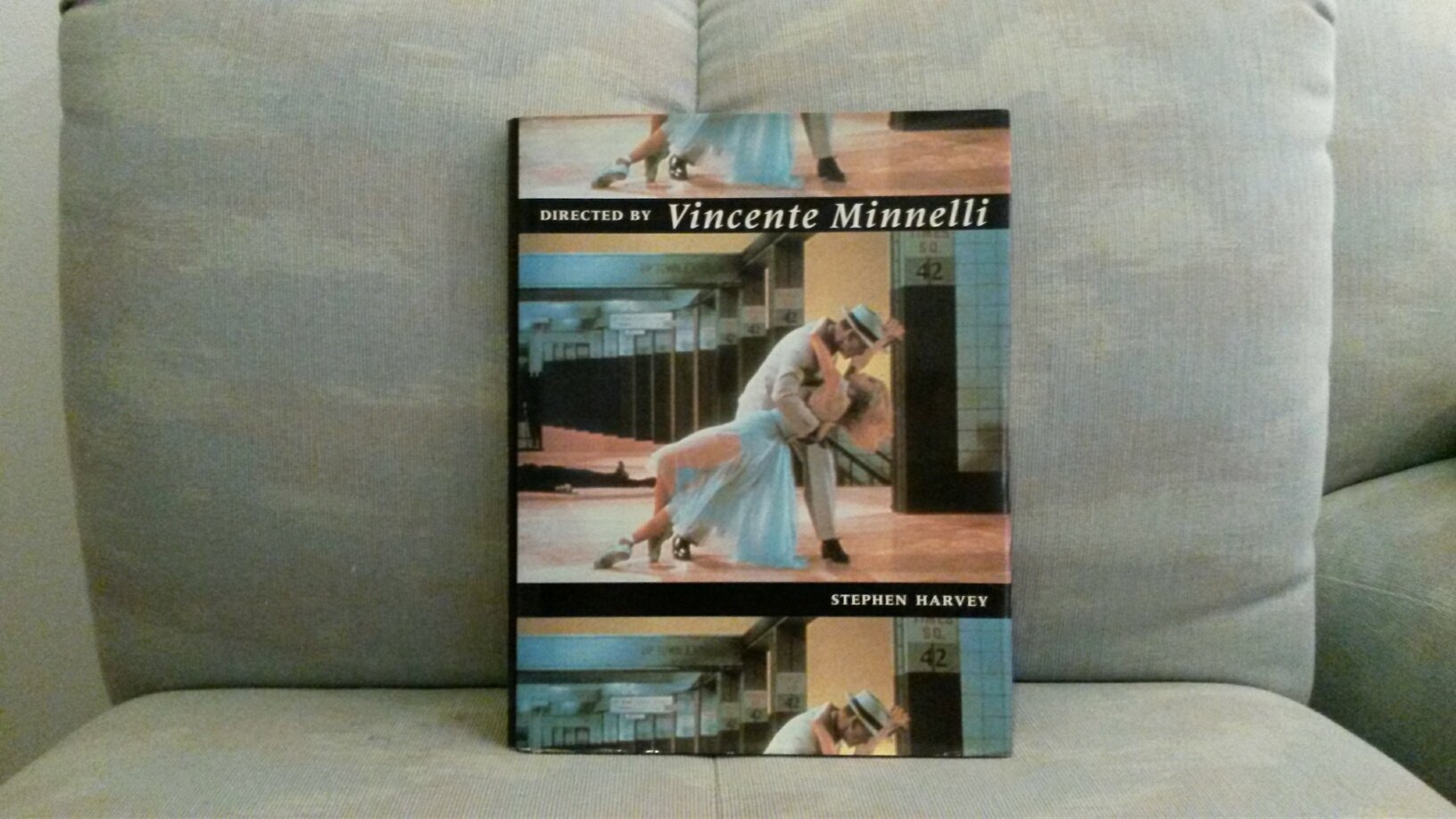 Directed By Vincente Minnelli,Used