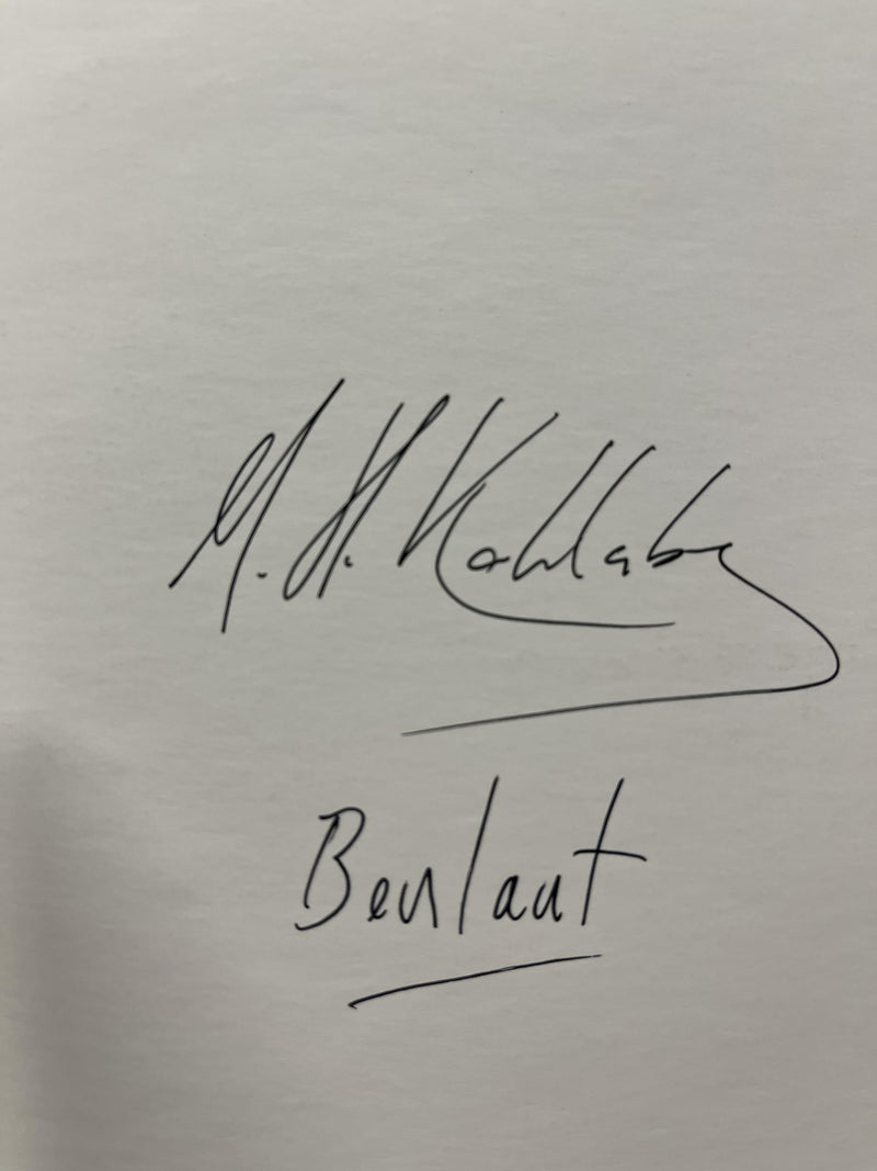 Walk in Beauty: The Navajo and Their Blankets,Used