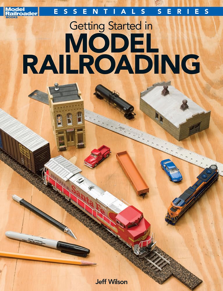 Getting Started In Model Railroading (Essentials),Used