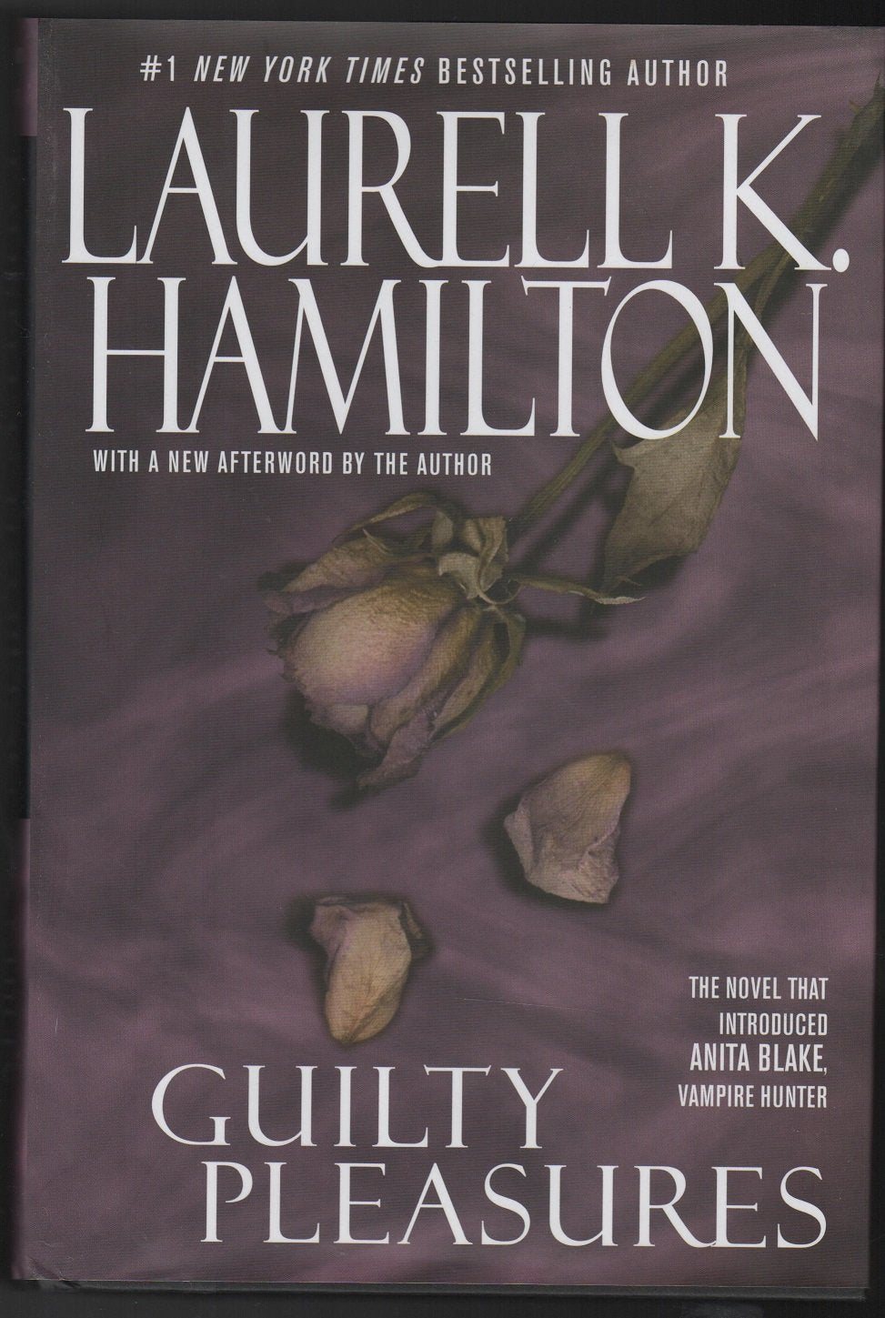 Guilty Pleasures (Anita Blake Vampire Hunter),Used