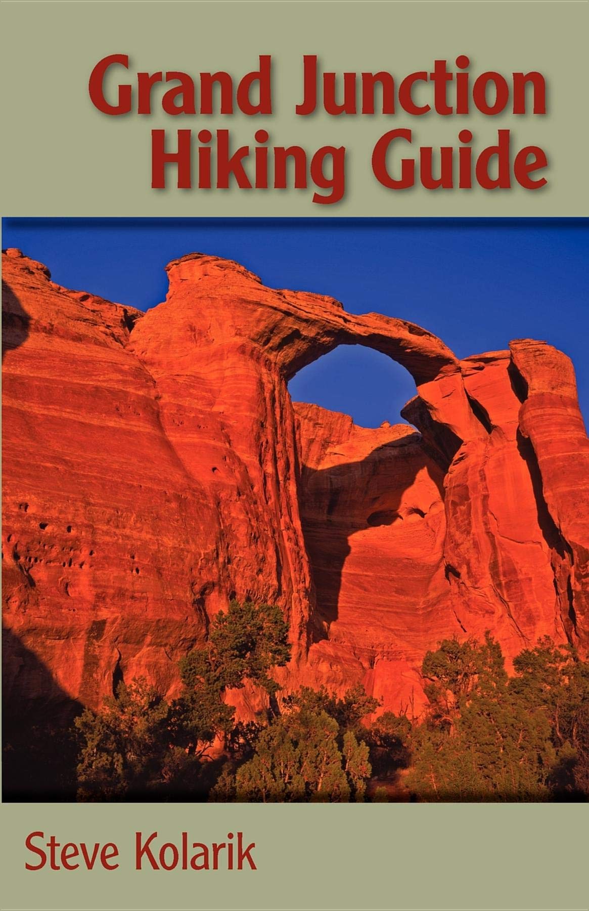 Grand Junction Hiking Guide (The Pruett Series),Used