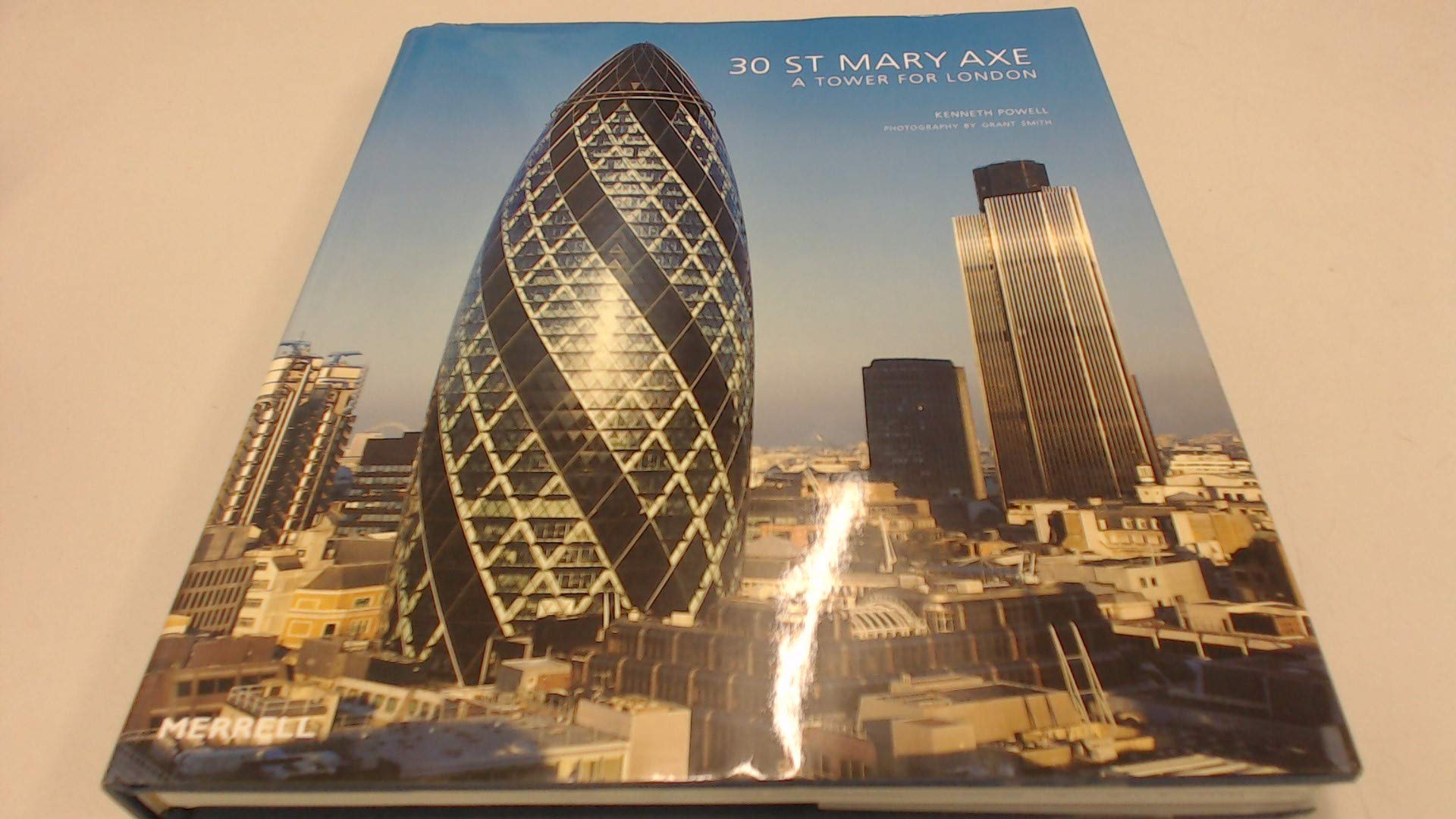 30 St Mary Axe: A Tower for London,Used
