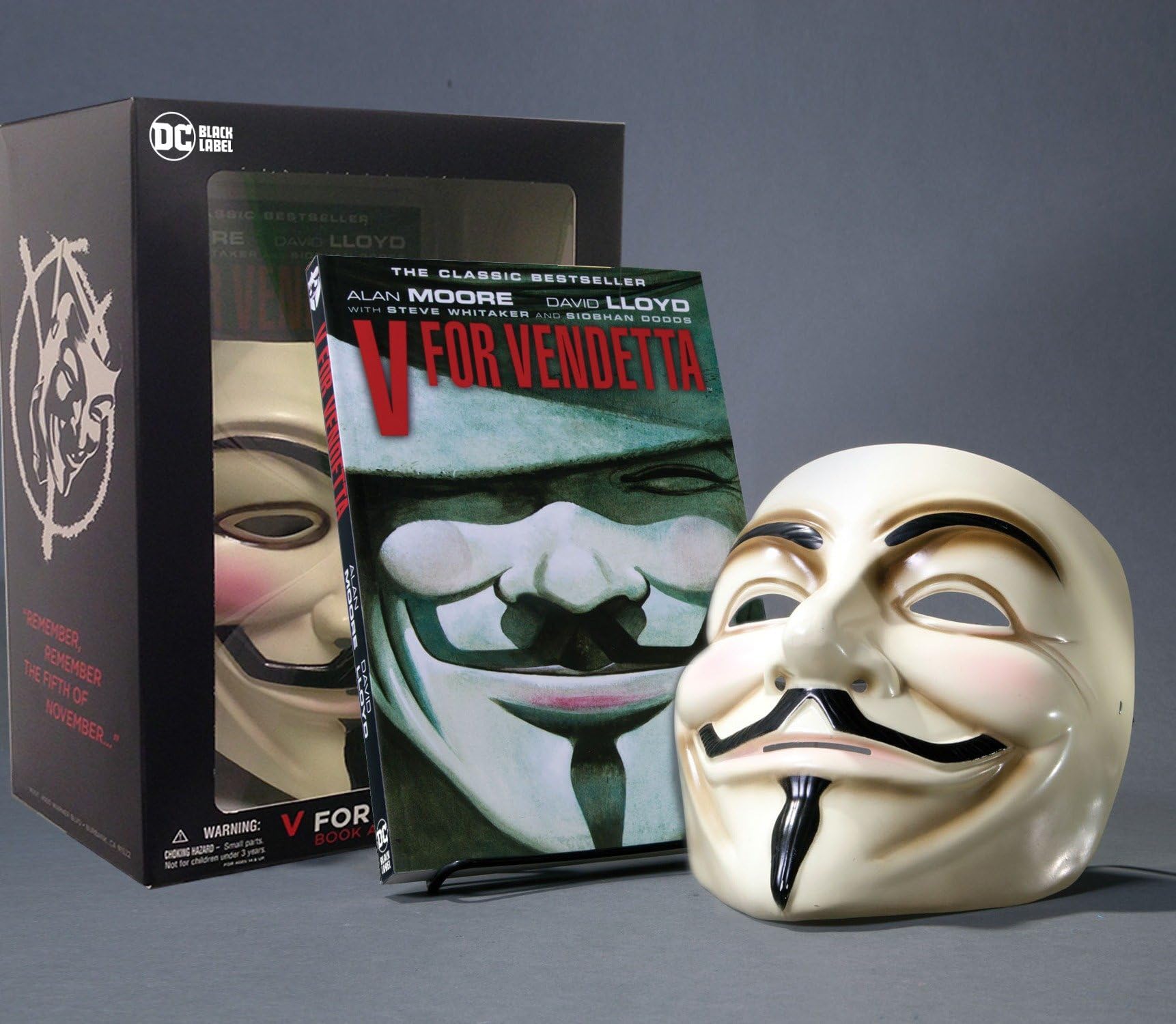 V for Vendetta Book & Mask Set,Used