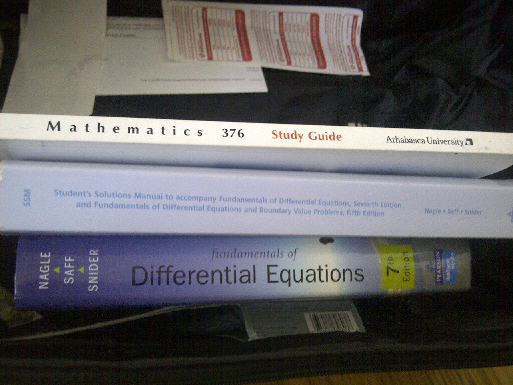 Fundamentals of Differential Equations (7th Edition),Used