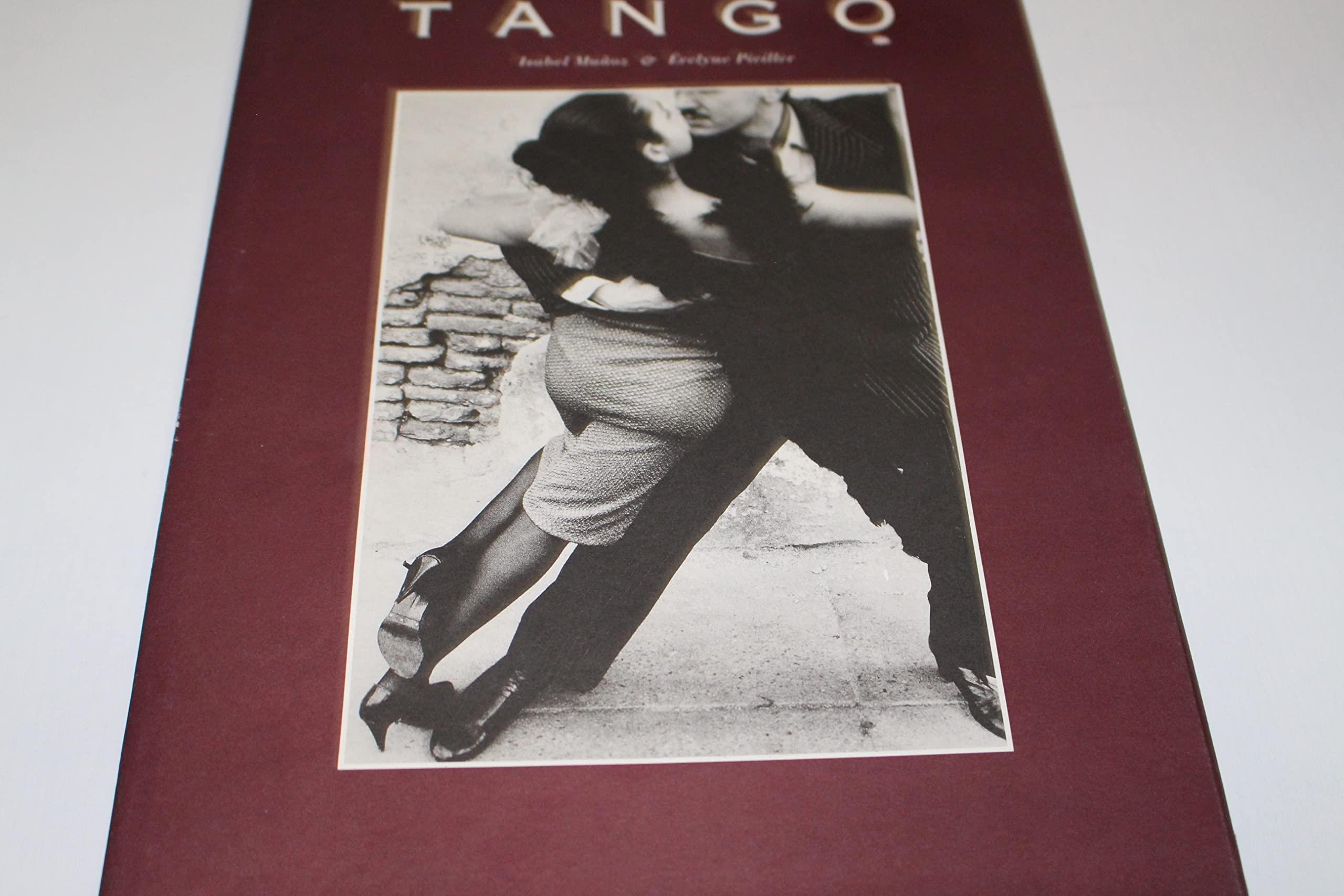 Tango (English And Spanish Edition)
