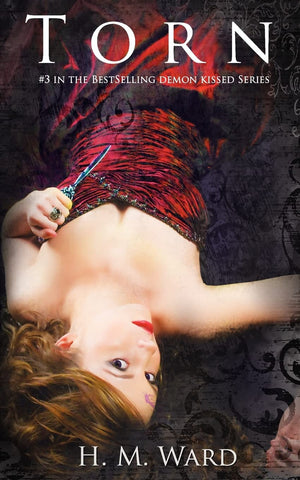 Torn (Demon Kissed #3): Demon Kissed #3,Used