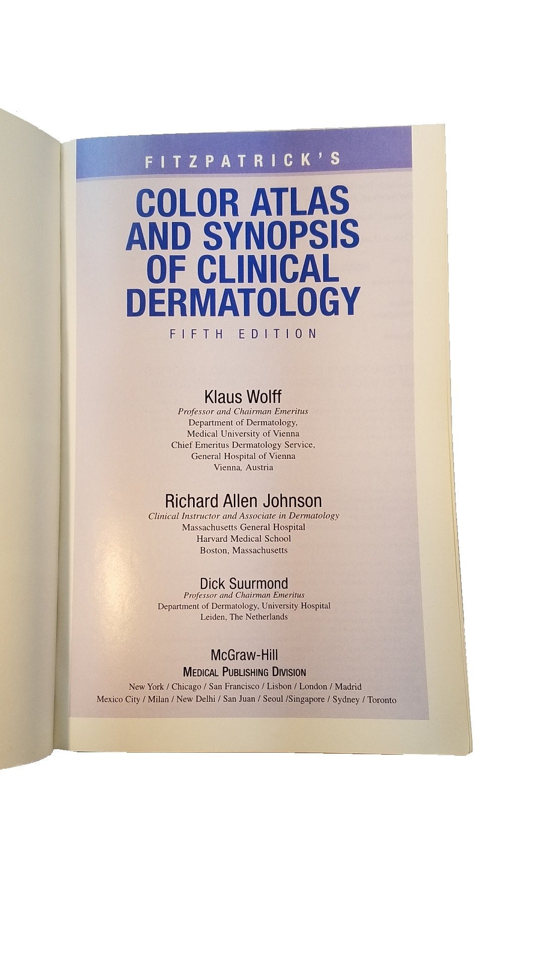 Fitzpatrick'S Color Atlas & Synopsis Of Clinical Dermatology,Used