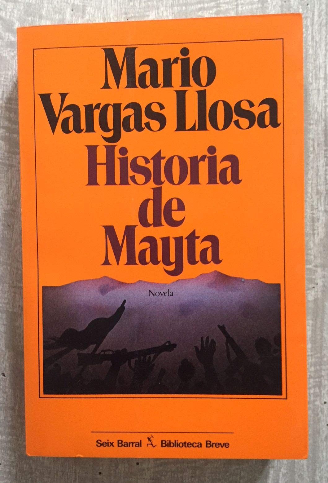 Historia de Mayta / Real Life of Alejandro Mayta (Biblioteca breve) (Spanish and English Edition),Used