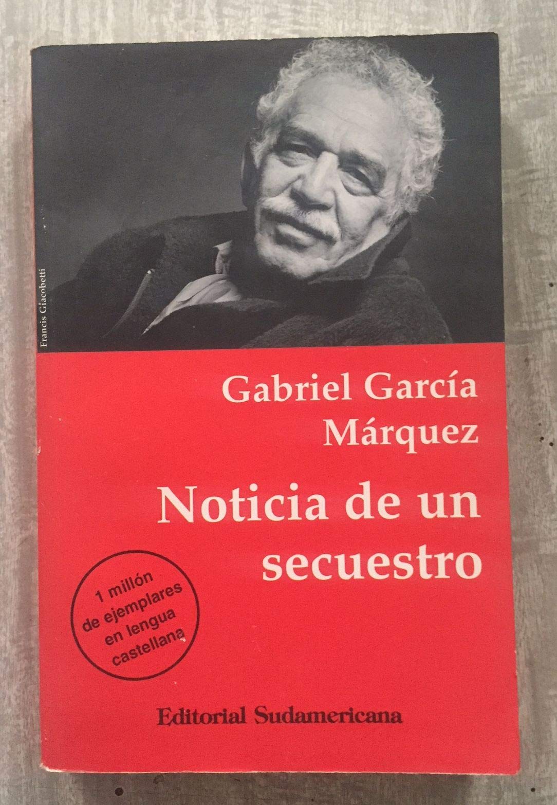 Noticia De Un Secuestro / News of a Kidnapping,Used