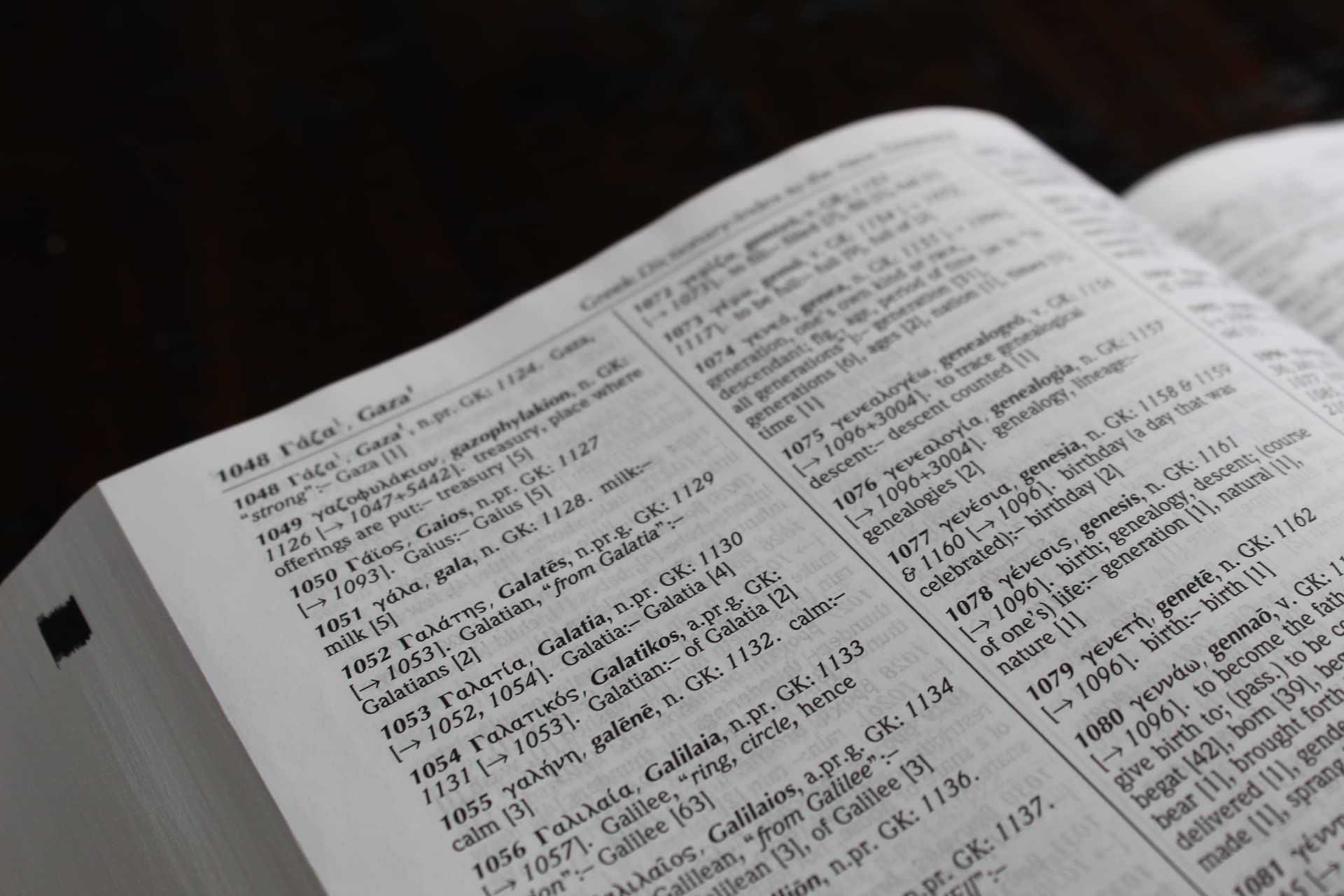 The Strongest Strong's Exhaustive Concordance of the Bible Larger Print Edition: The Most Accurate and Complete Strong's,Used