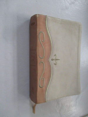The Woman's Study Bible: New King James Version, Tan/Cream Leathersoft,New