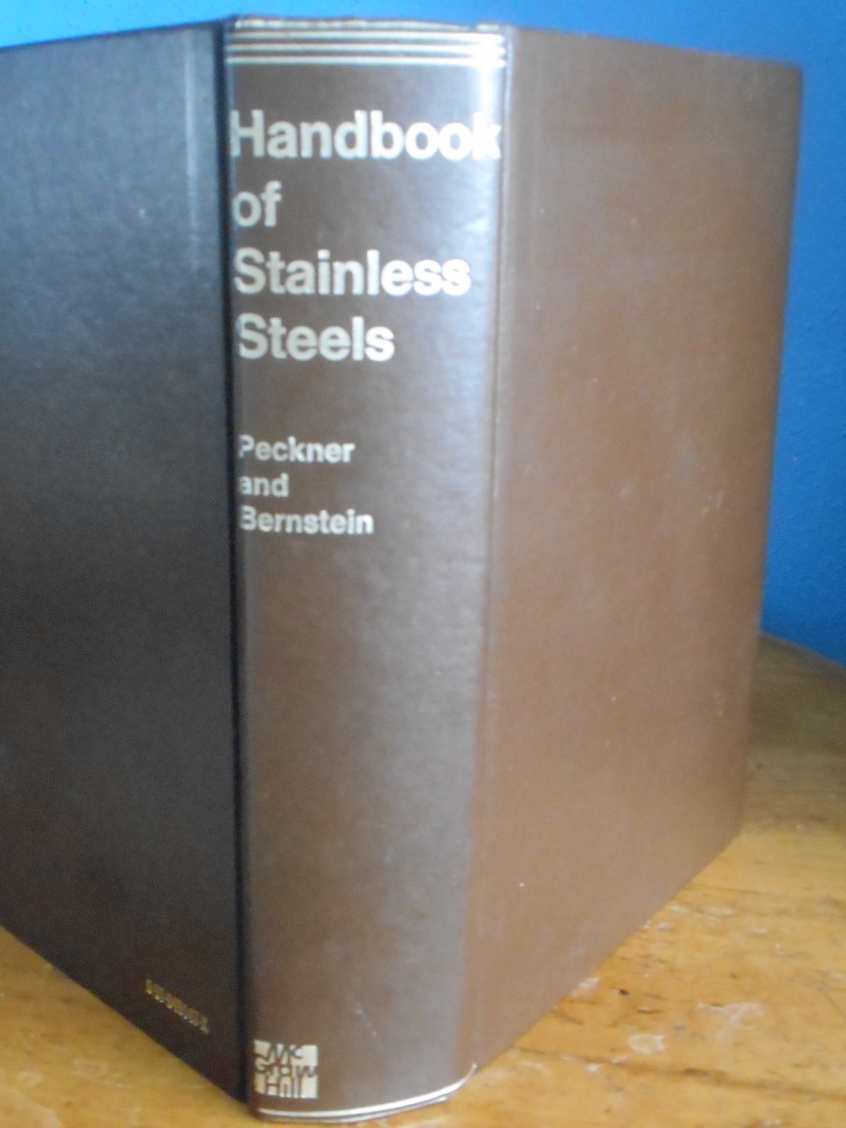 Handbook of Stainless Steels,New
