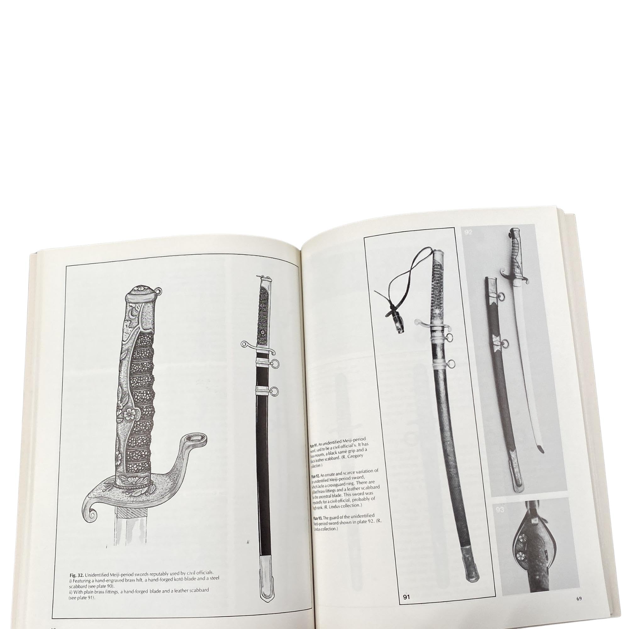 Military Swords of Japan 18681945,Used