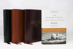 KJV, Charles F. Stanley Life Principles Bible, 2nd Edition, Hardcover, Comfort Print: Growing in Knowledge and Understanding of ,Used