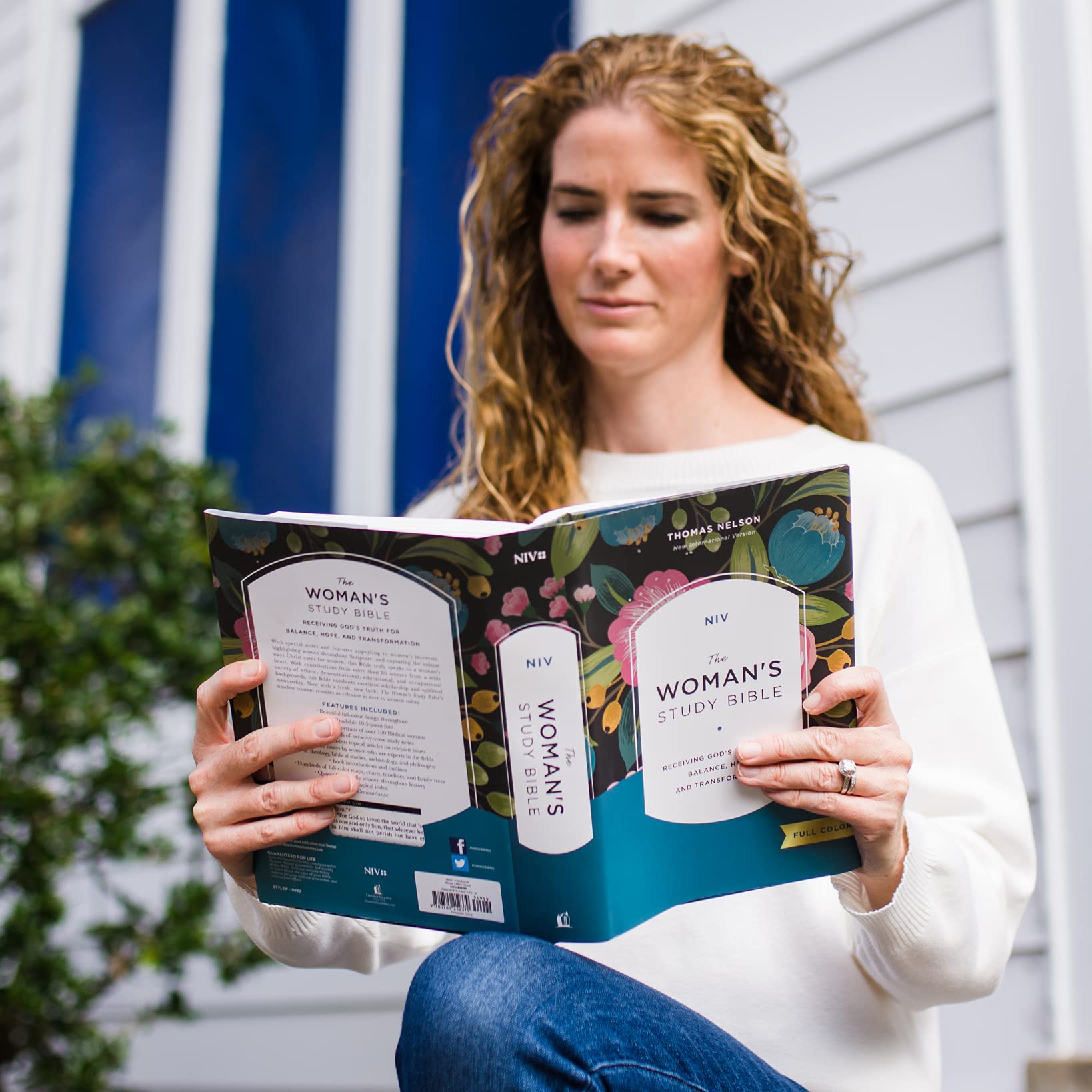 Niv, The Woman'S Study Bible, Hardcover, Fullcolor: Receiving God'S Truth For Balance, Hope, And Transformation,New