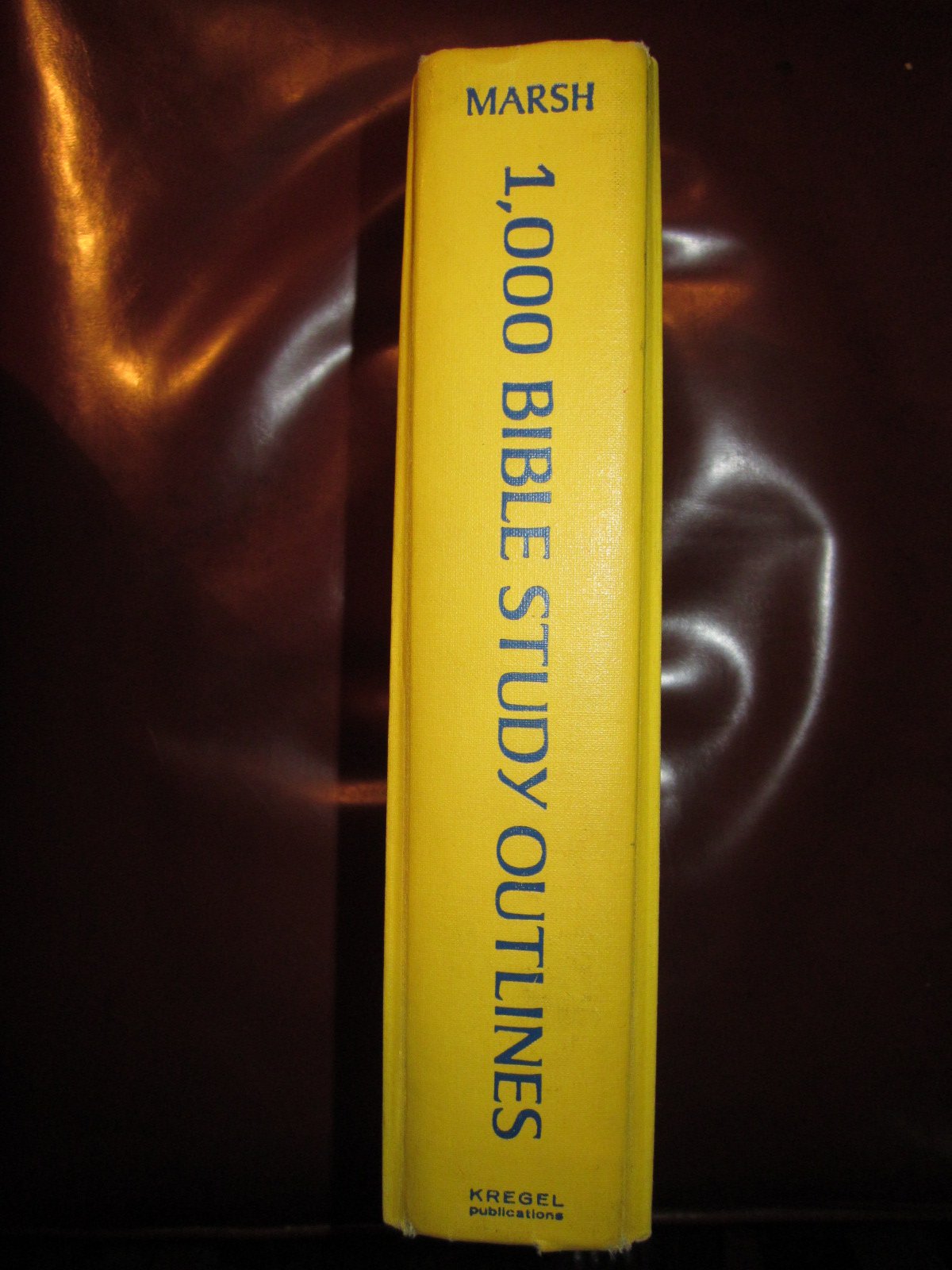 1000 Bible Study Outlines,Used