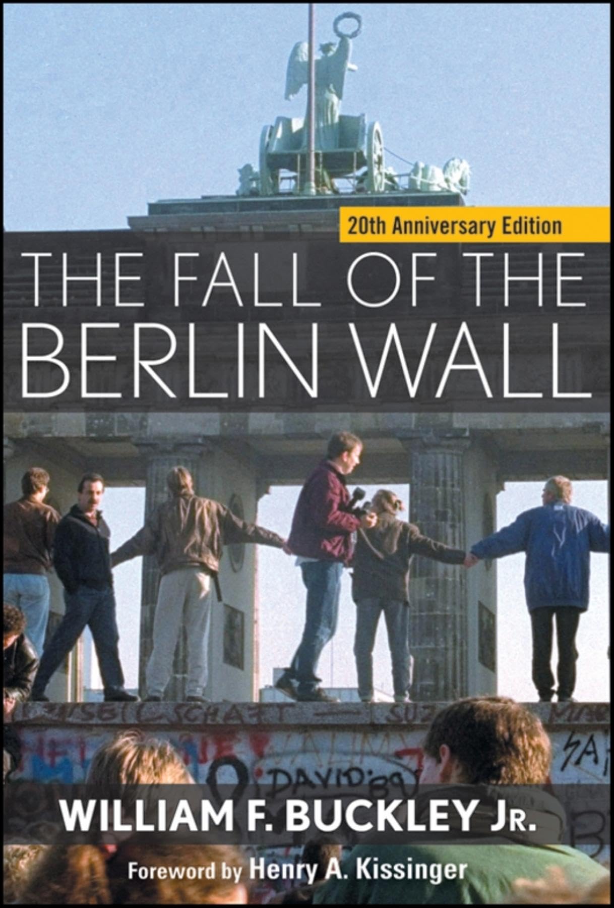 The Fall of the Berlin Wall (Turning Points in History, 20),Used