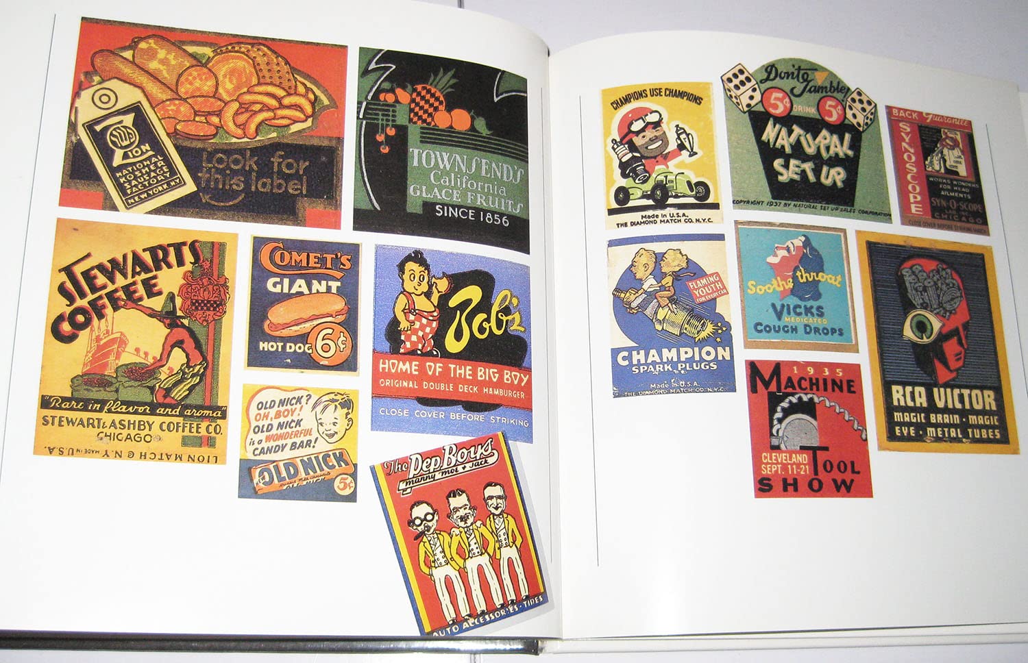 Close Cover Before Striking: The Golden Age Of Matchbook Art (Recollectibles),New
