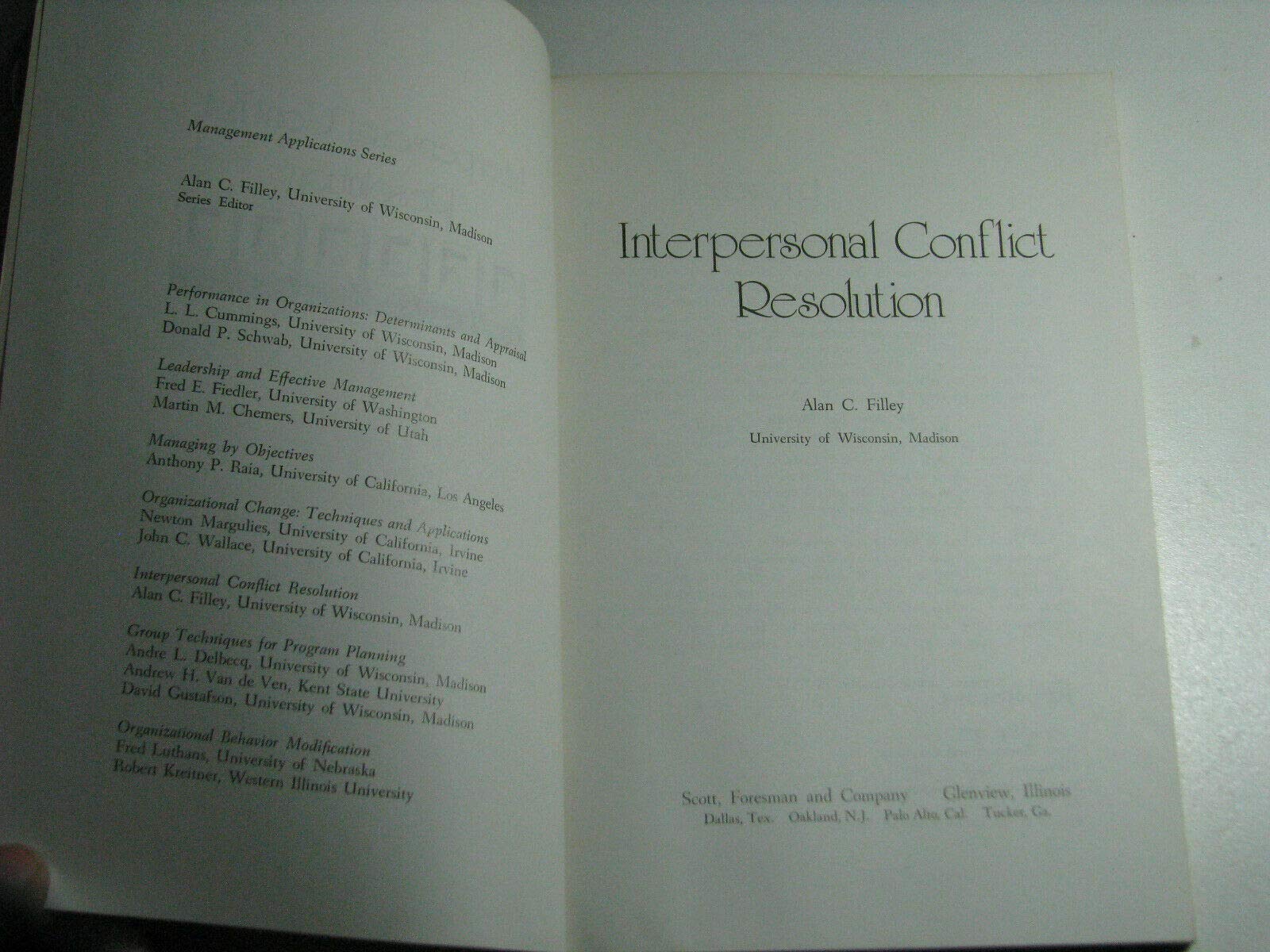 Interpersonal Conflict Resolution (Management Applications Series),Used