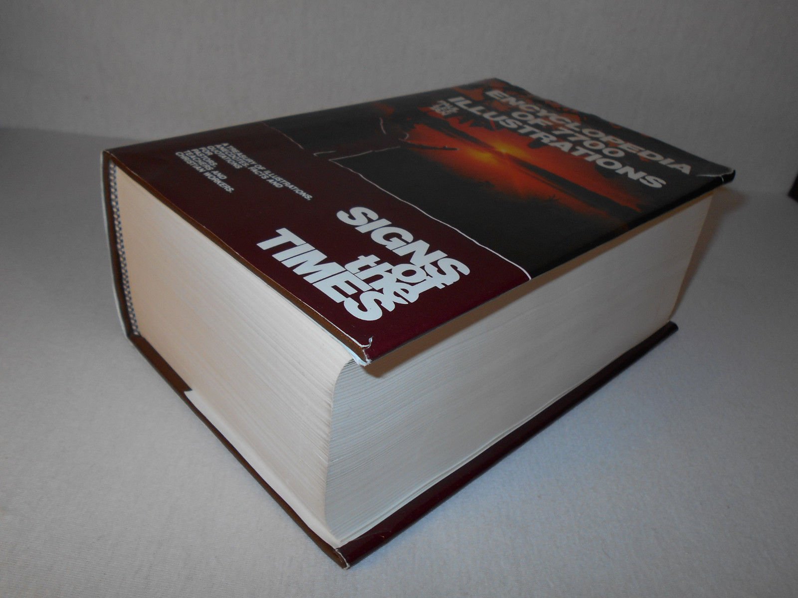 Encyclopedia of 7700 Illustrations: Signs of the Times,New