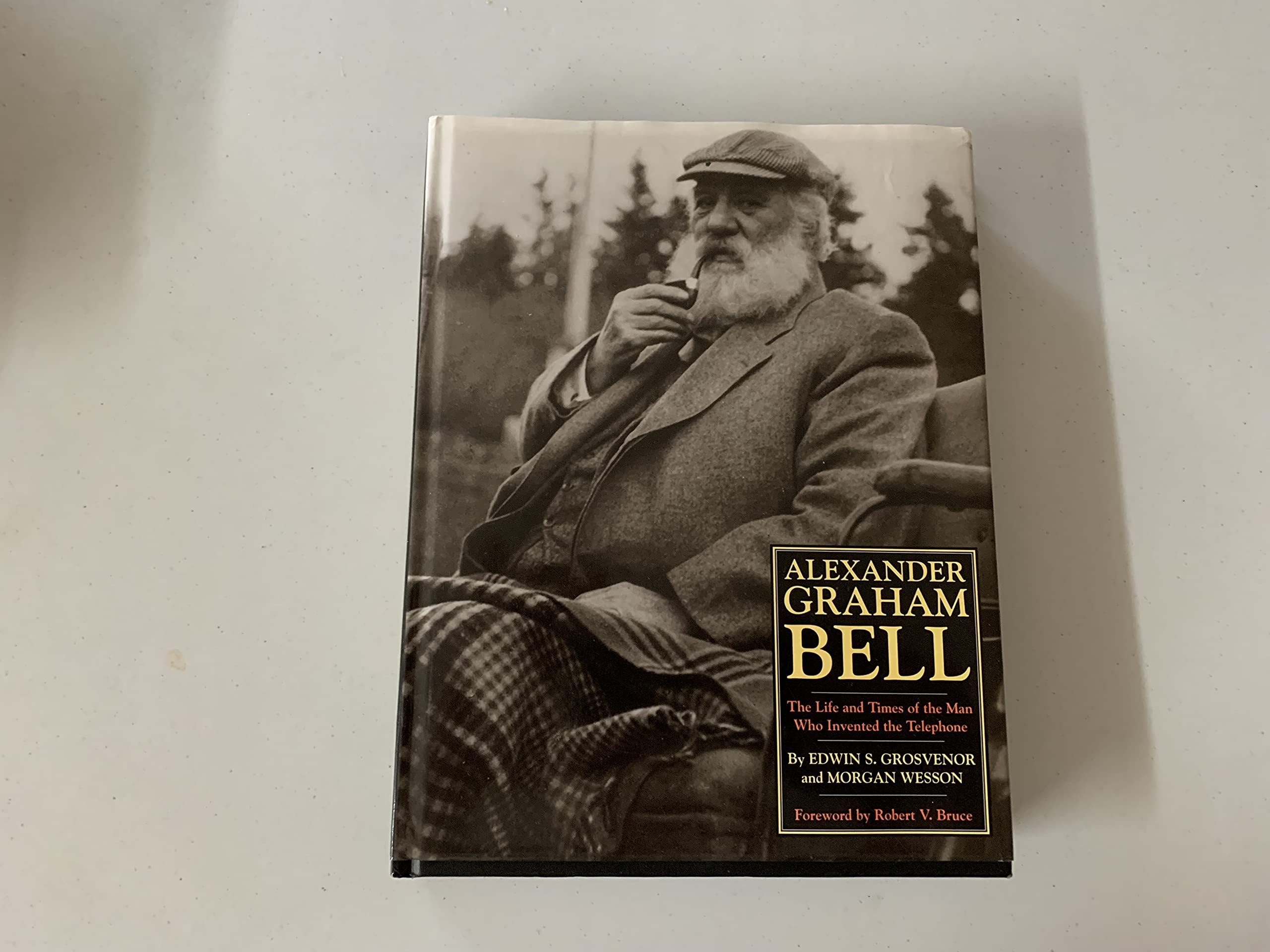 Alexander Graham Bell: The Life and Times of the Man Who Invented the Telephone,Used