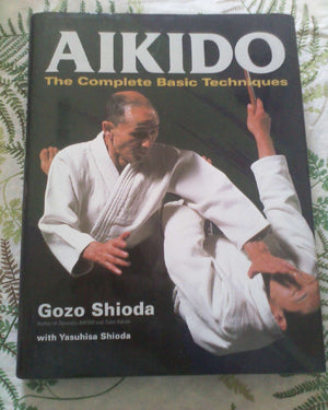 Aikido: The Complete Basic Techniques,Used