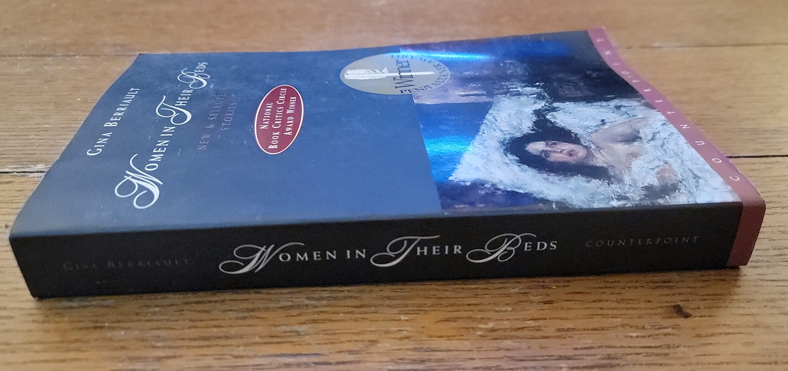 Women in Their Beds: New and Selected Stories,Used