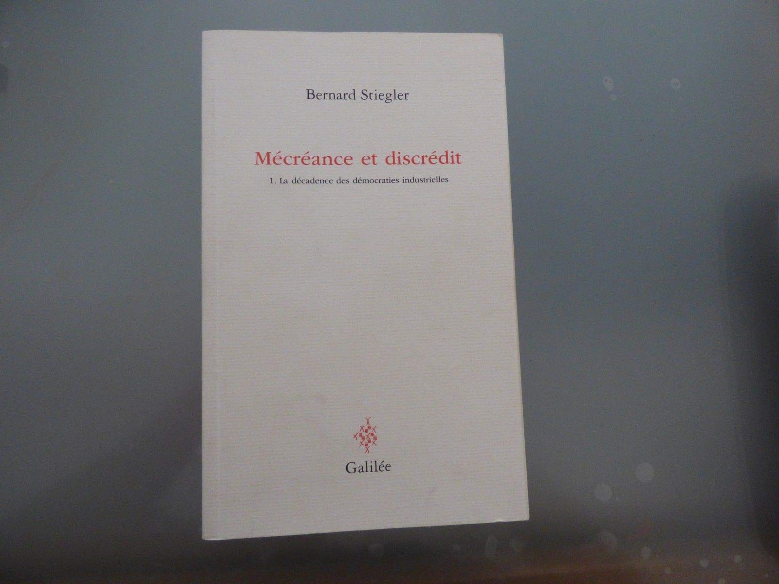 Mcrance et discrdit (0001),Used