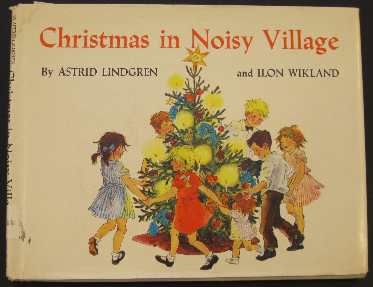 Christmas in Noisy Village (Picture Puffin),New
