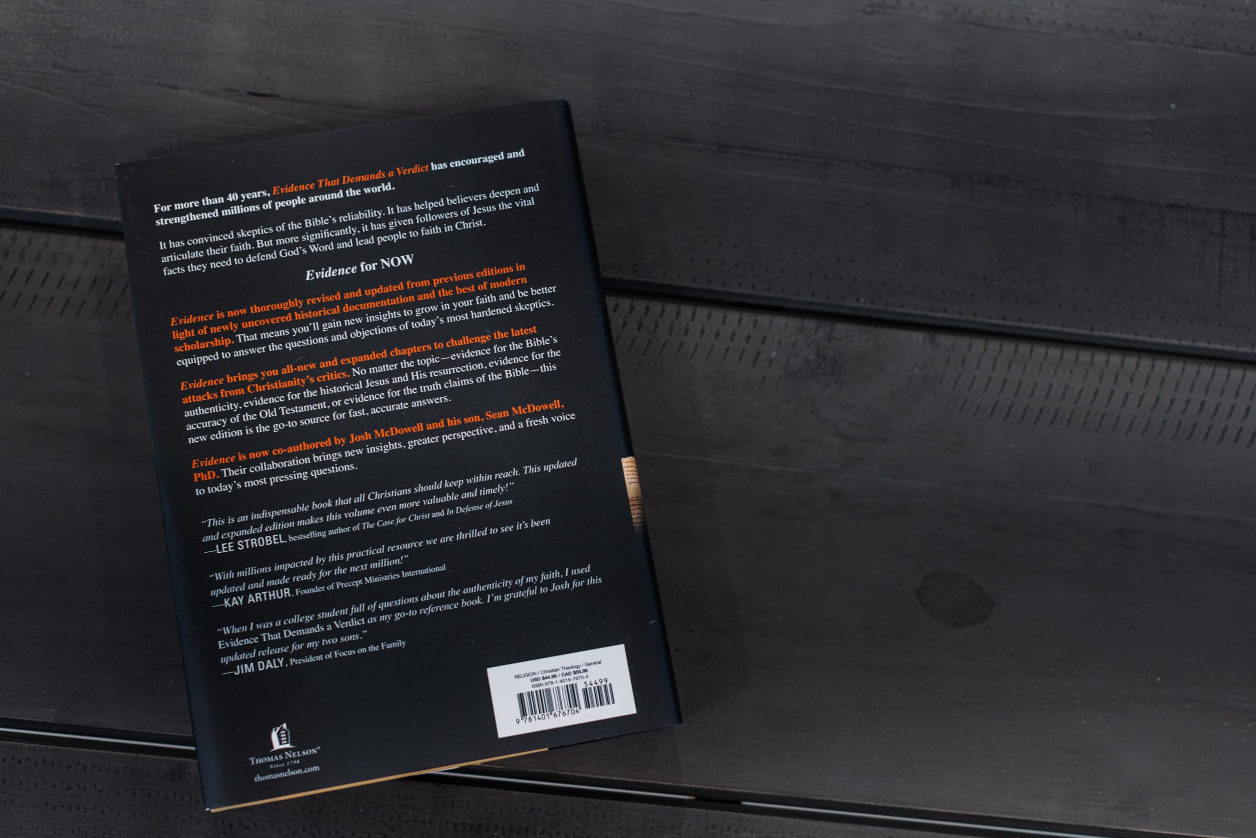 Evidence That Demands a Verdict: LifeChanging Truth for a Skeptical World,Used