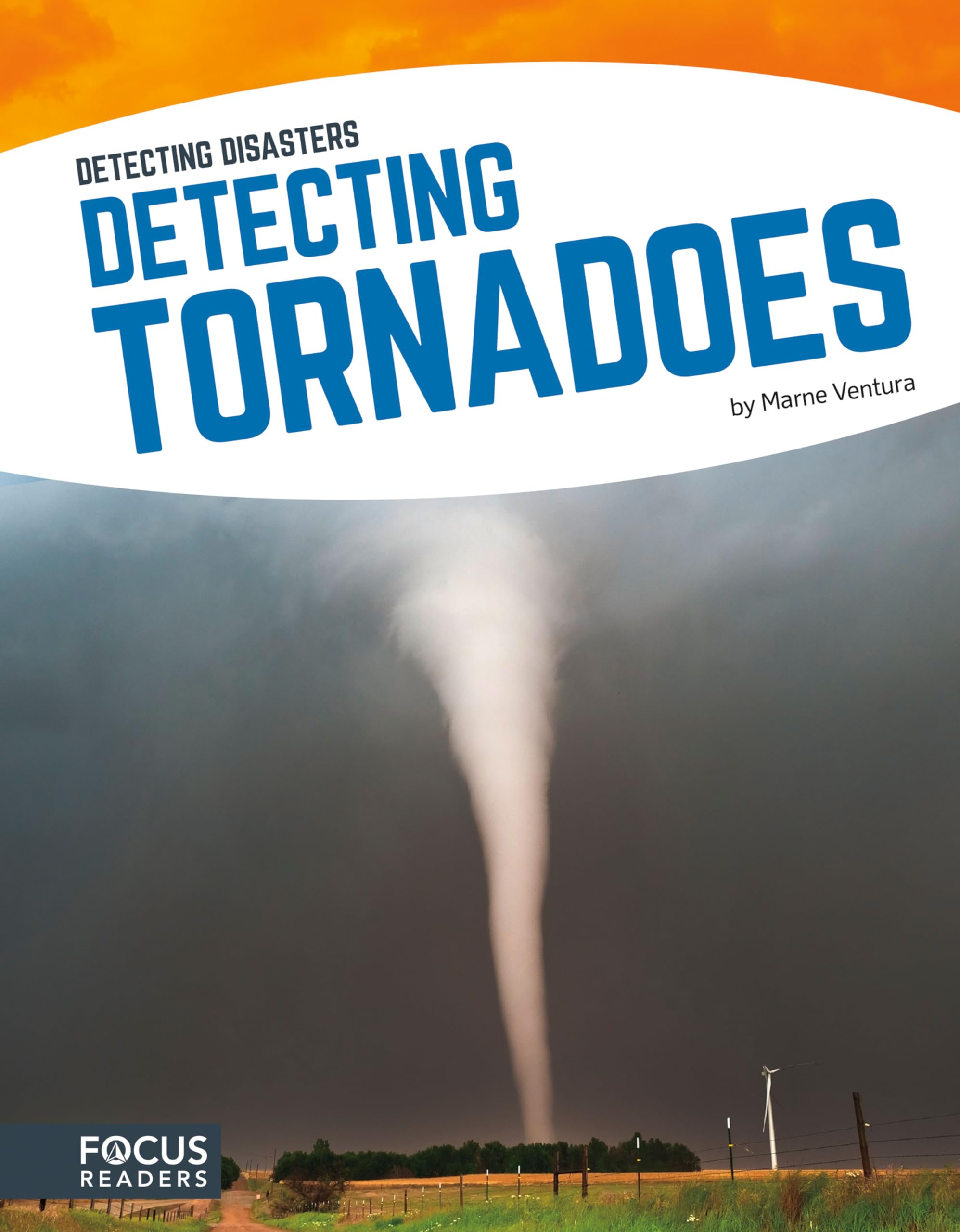 Detecting Tornadoes (Detecting Disasters) (Detecting Disasters (Hardcover)),Used