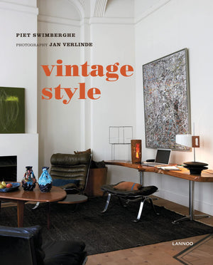 Vintage Style (English, German And French Edition),Used