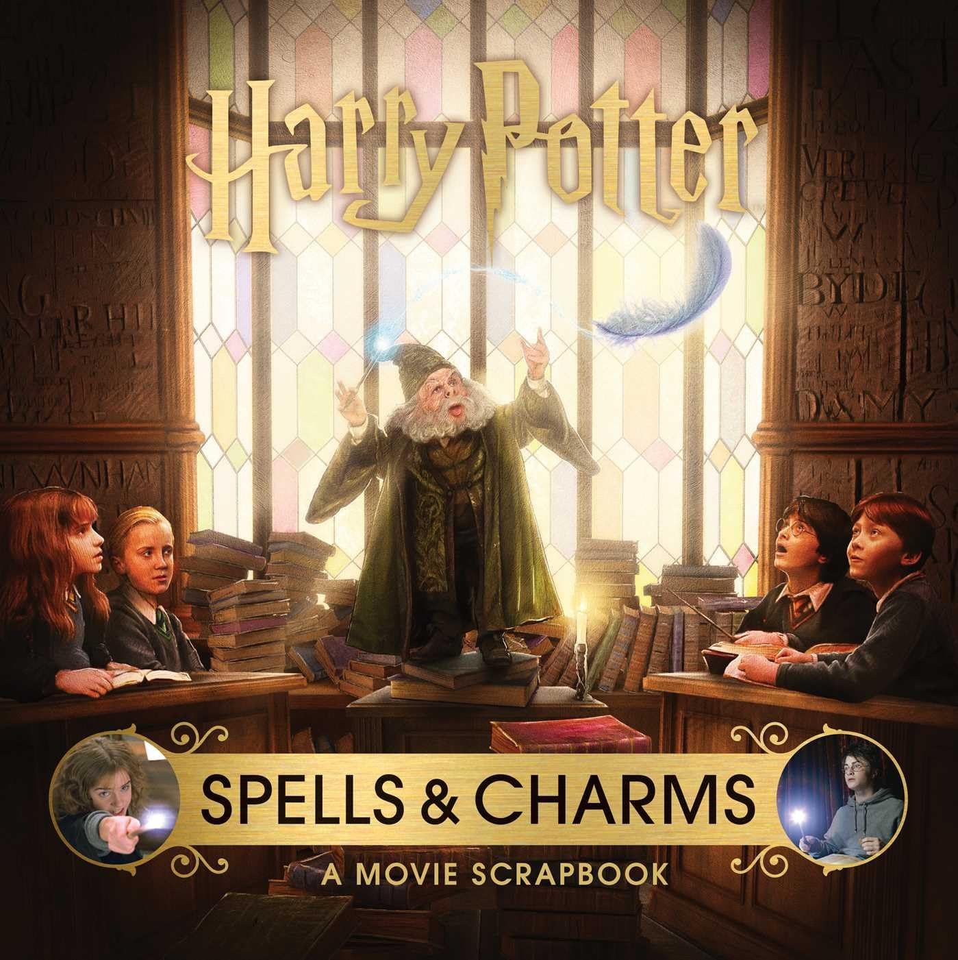 Harry Potter: Spells and Charms: A Movie Scrapbook (Movie Scrapbooks),New