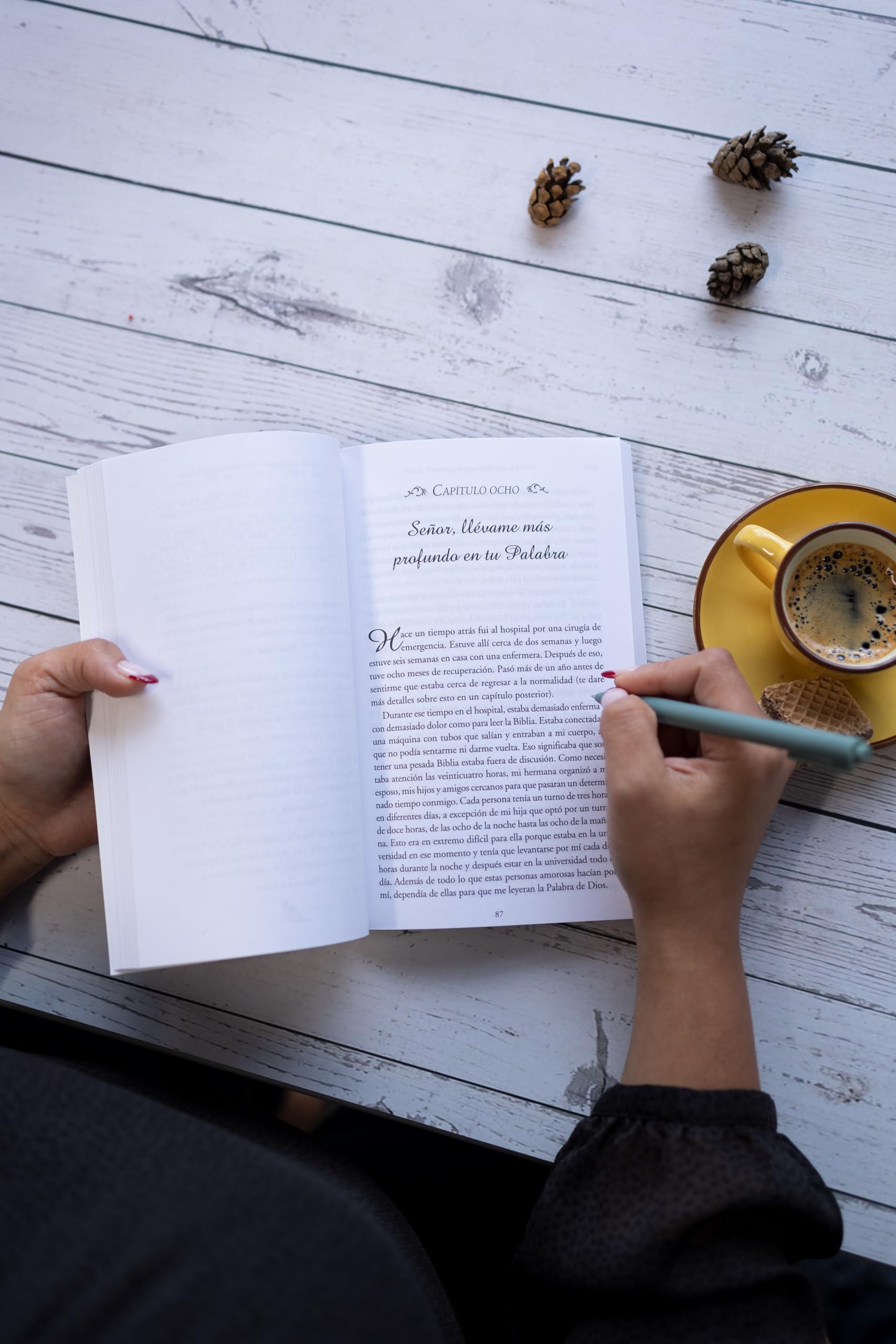 El Poder De La Mujer Que Ora  Serie Favoritos (Spanish Edition)