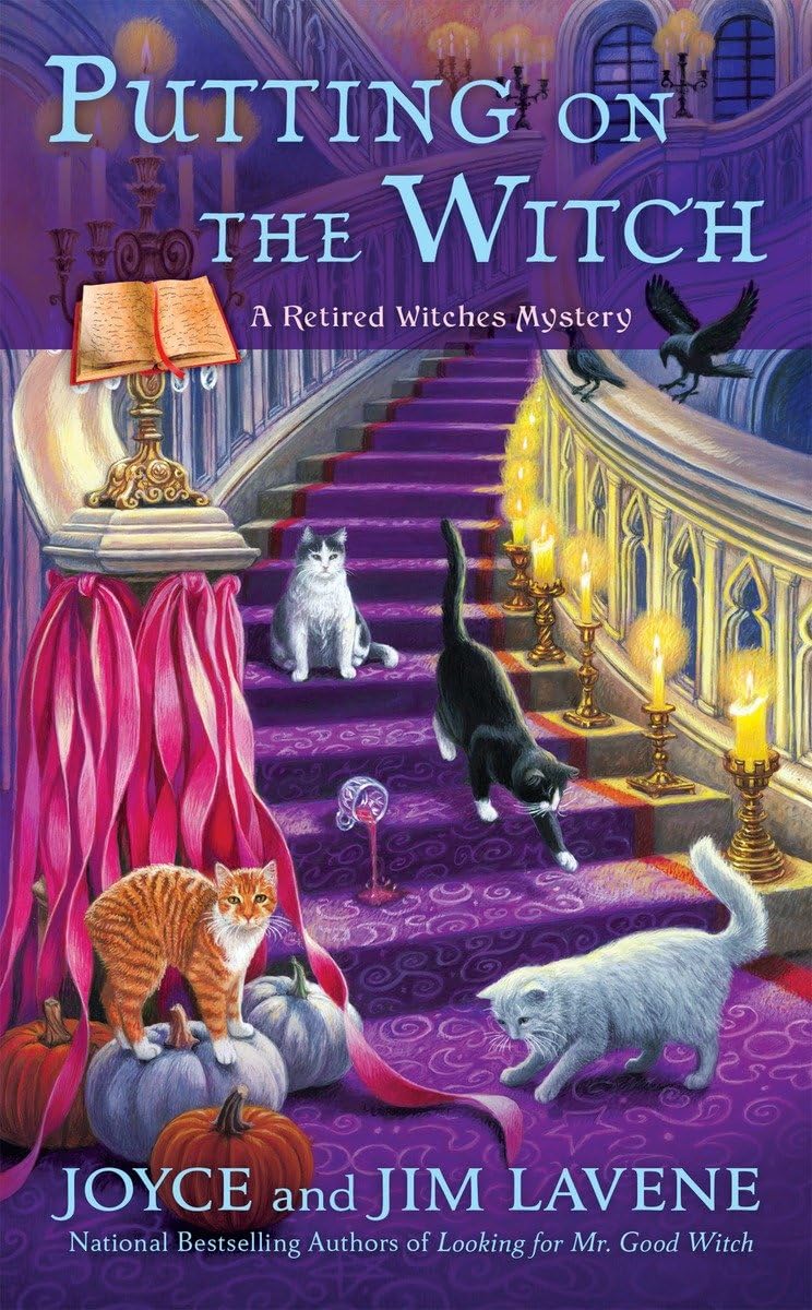 Putting on the Witch (Retired Witches Mysteries),Used