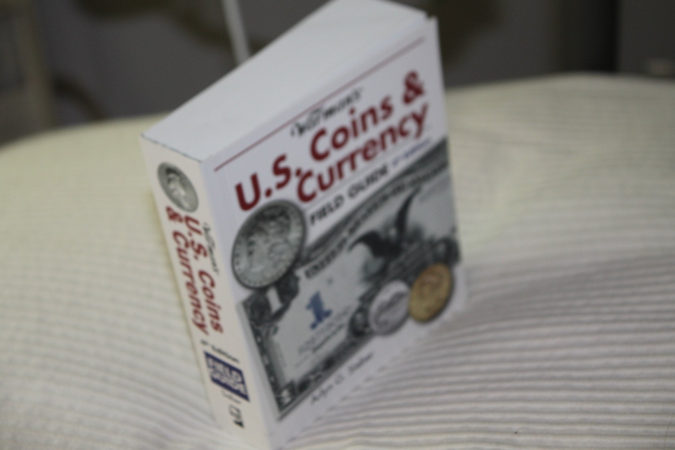 Warman's U.S. Coins & Currency Field Guide: Values and Identification,Used