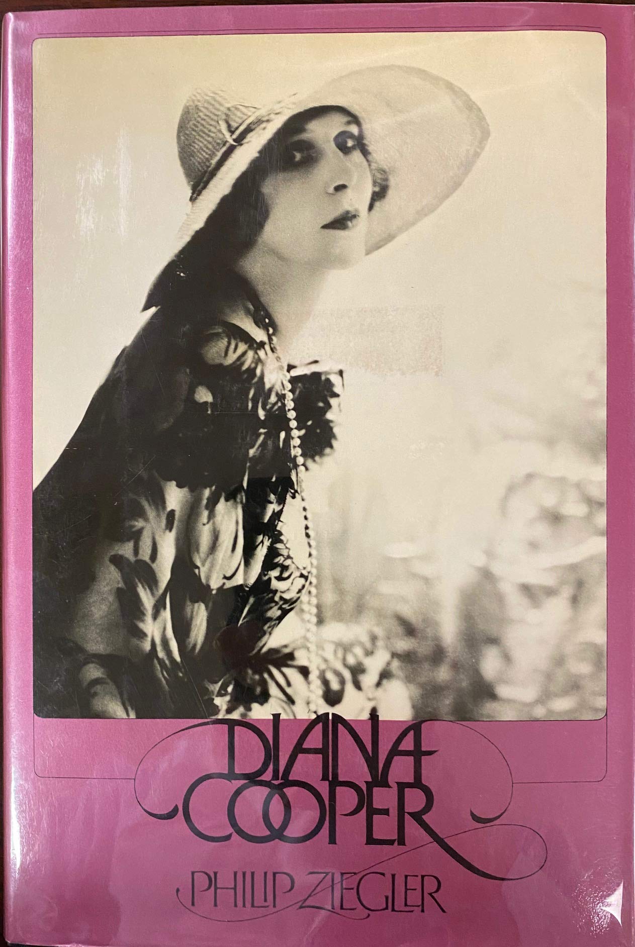 Diana Cooper: A Biography,New