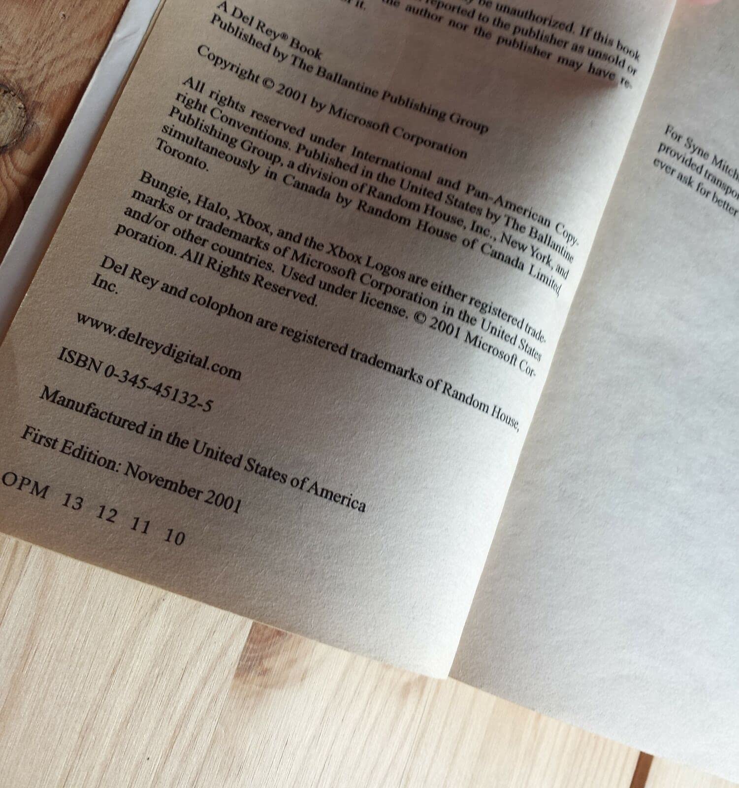 The Fall Of Reach (Halo, Bk. 1),Used