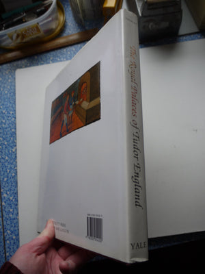 The Royal Palaces Of Tudor England: Architecture And Court Life, 14601547 (Paul Mellon Centre For Studies In Britis),Used