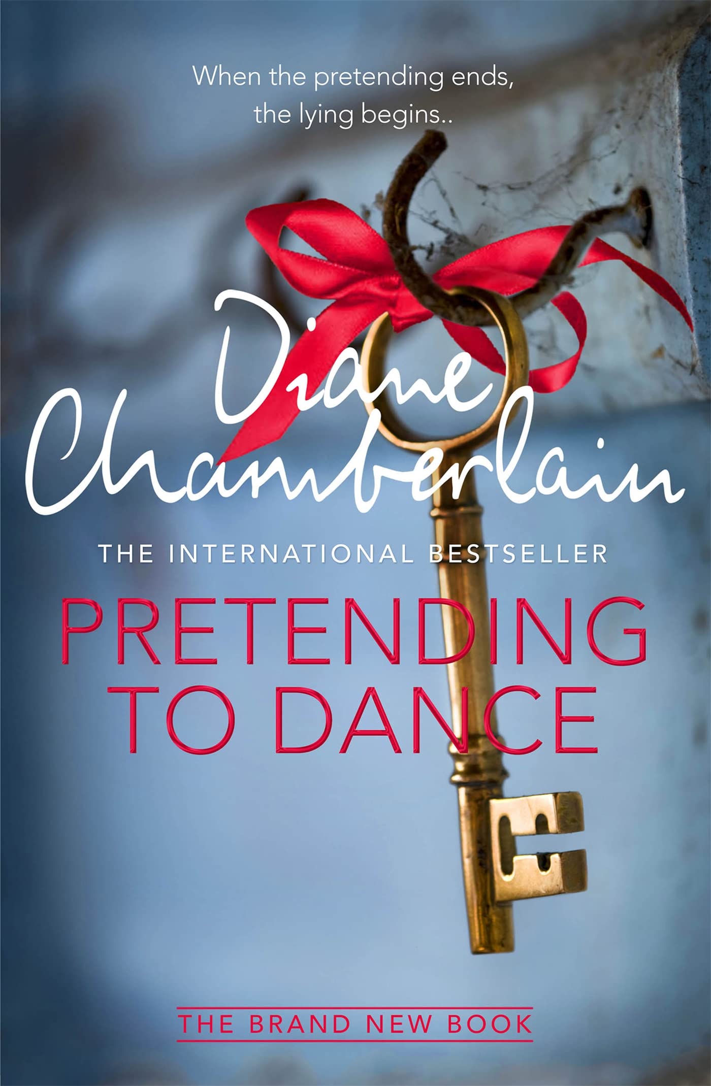 Pretending to Dance [Paperback] Diana Chamberlain,Used