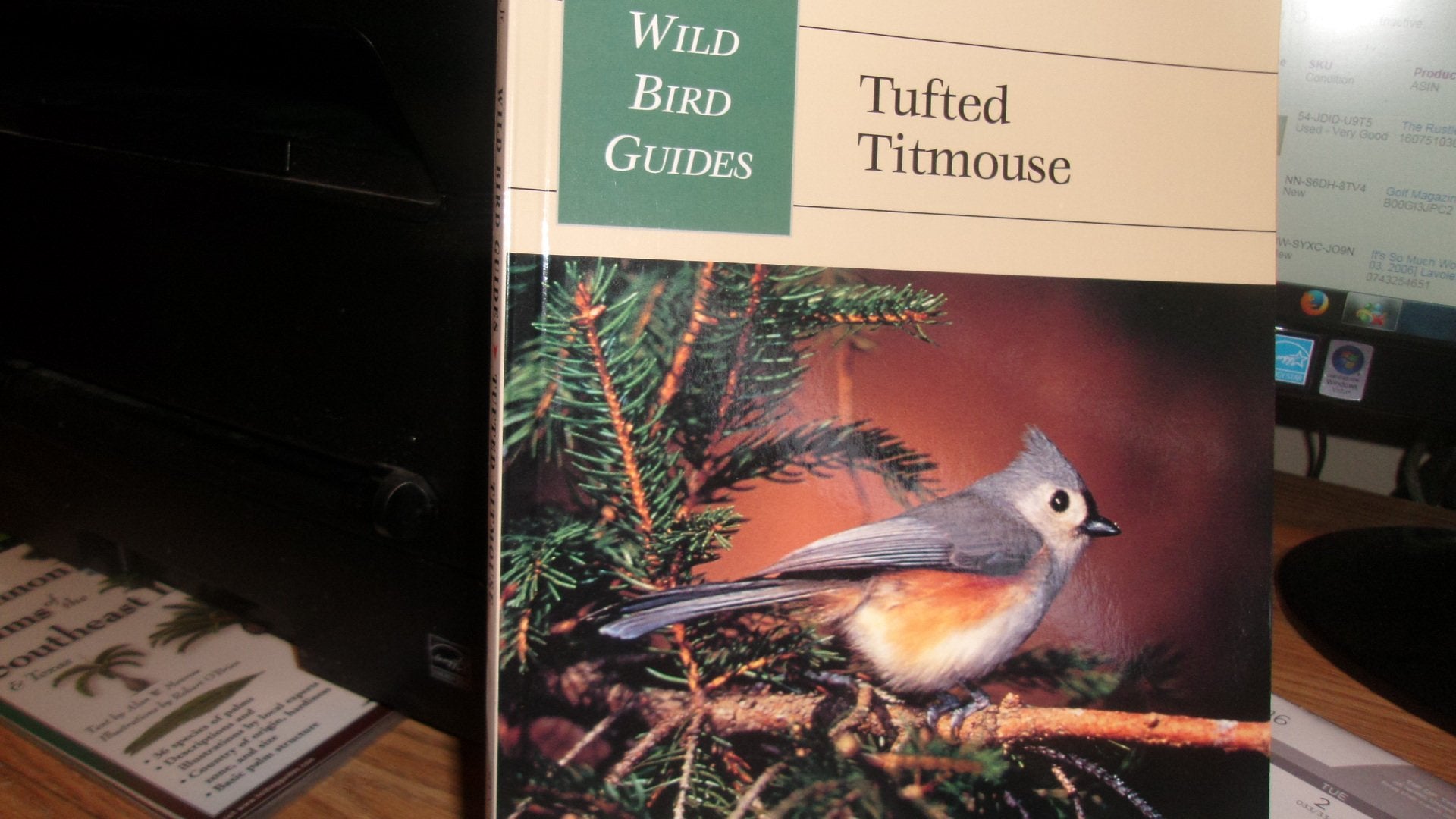 Wild Bird Guide: Tufted Titmouse (Wild Bird Guides),Used