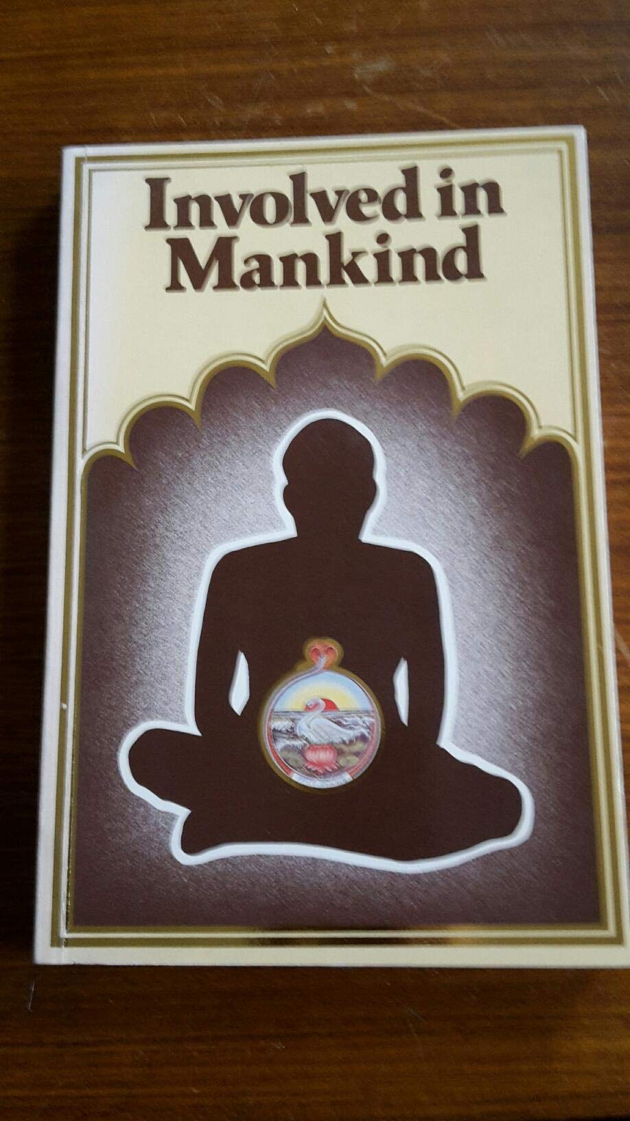 Involved in mankind: the life and message of Vivekananda,Used