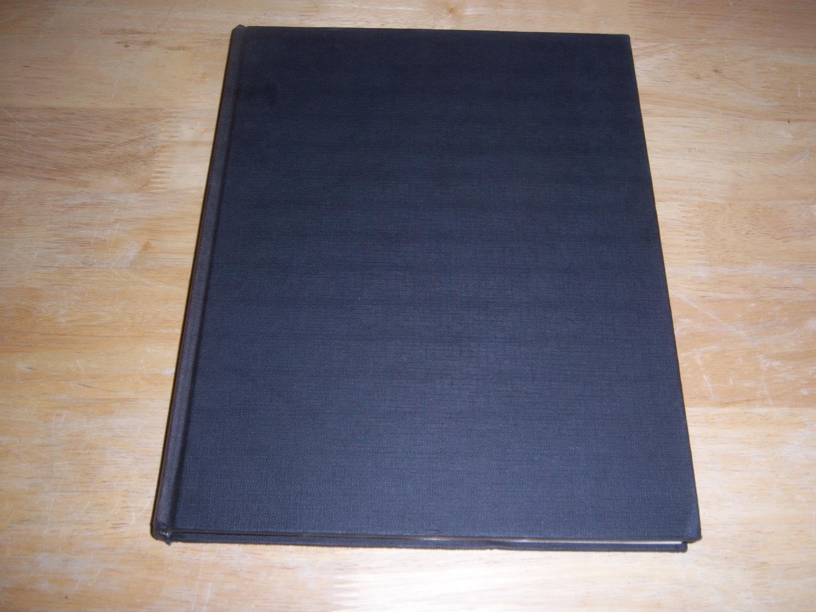 Atlas of Medieval Europe (CULTURAL ATLAS OF),Used