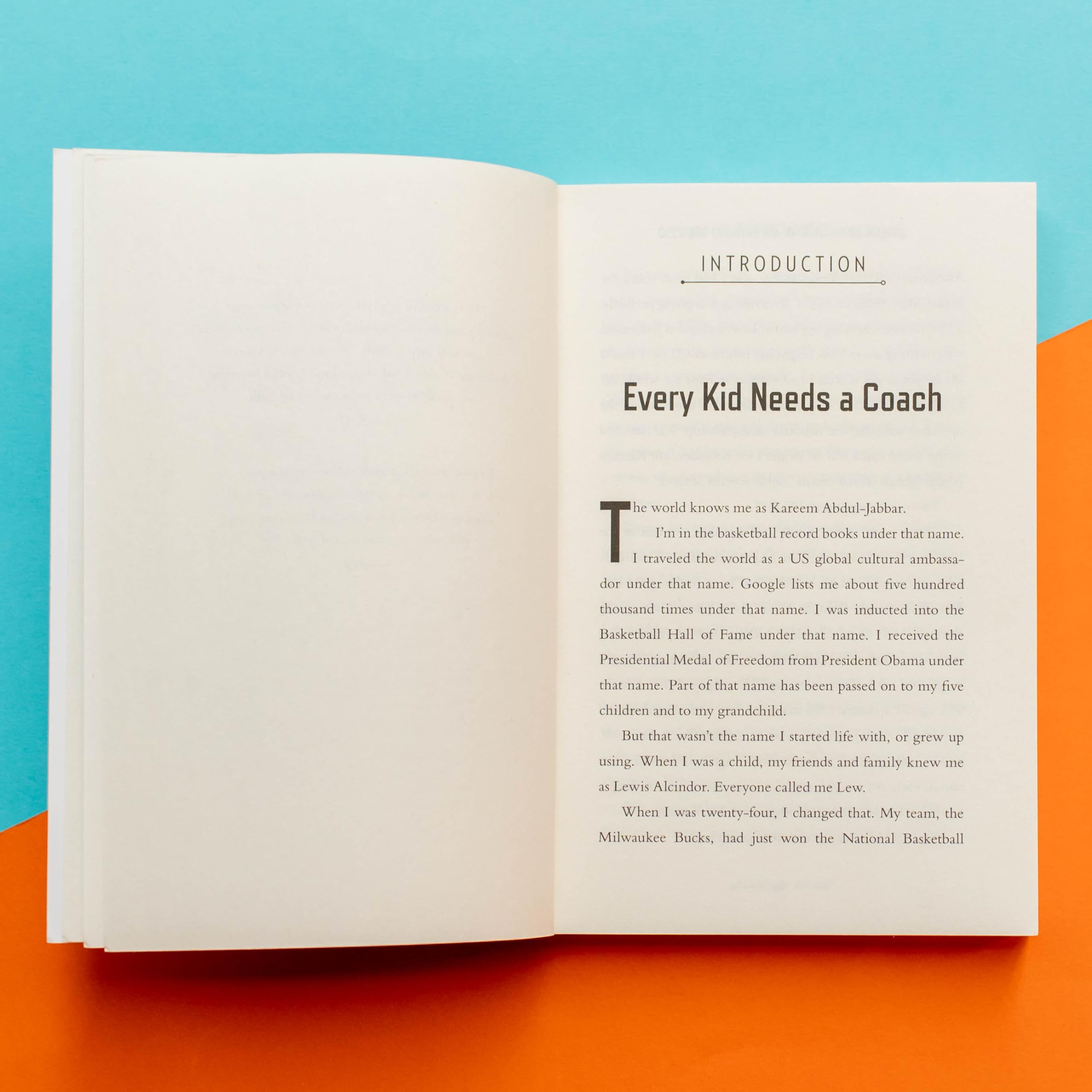 Becoming Kareem: Growing Up On And Off The Court,New