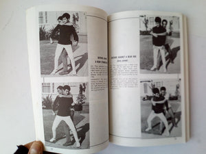 Bruce Lee's Fighting Method, Vol. 1 (1),Used