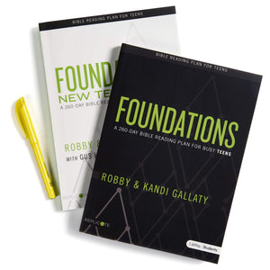 Foundations  Teen Devotional: A 260Day Bible Reading Plan For Busy Teens