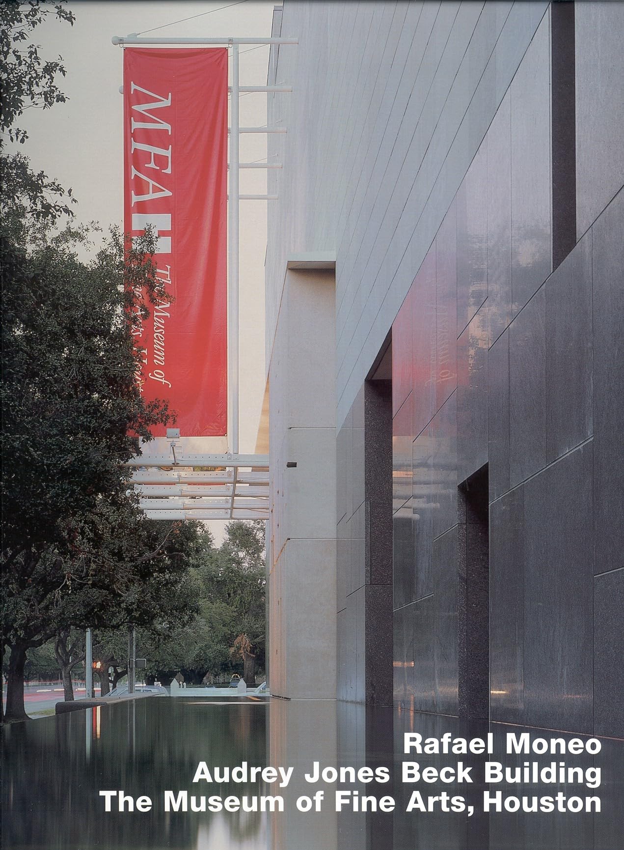 Rafael Moneo: Audrey Jones Beck Building, Museum of Fine Arts, Houston: Opus 36 series,Used