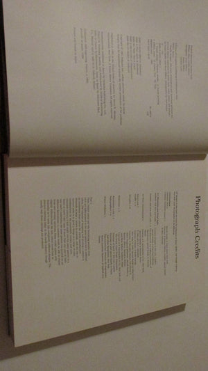 Textile Designs: Two Hundred Years of European and American Patterns for Printed Fabrics Organized by Motif, Style, Color, Layou,New